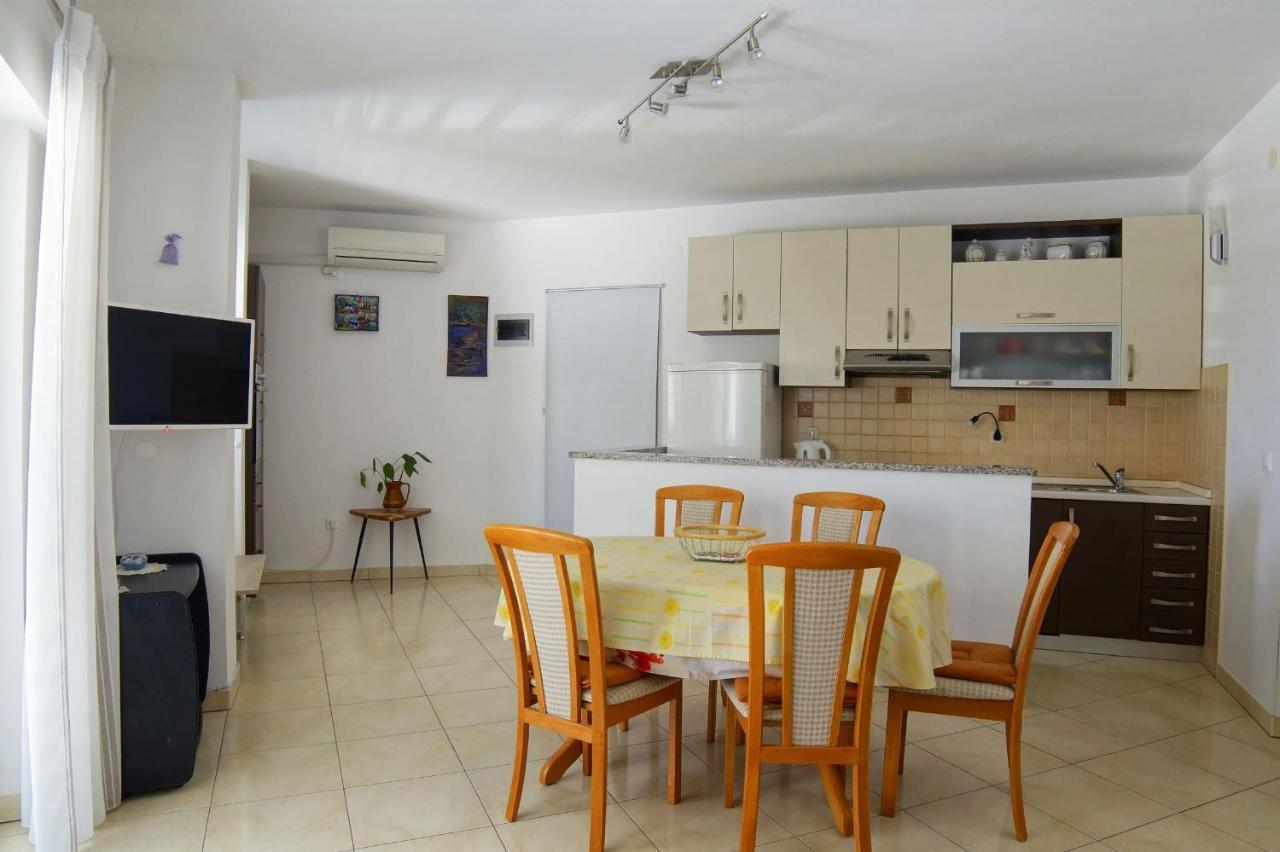Apartment Darko Podstrana Luaran gambar